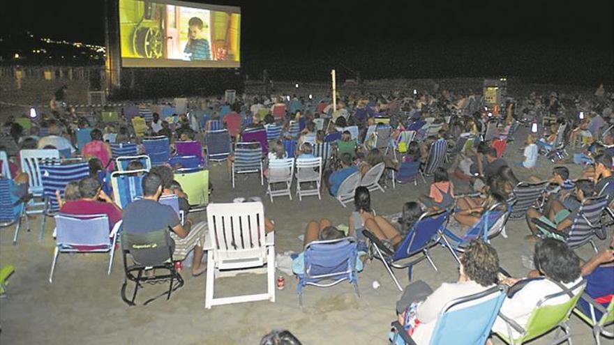 La Diputación busca revitalizar el interior con 53 proyecciones de ‘Cine de Verano’