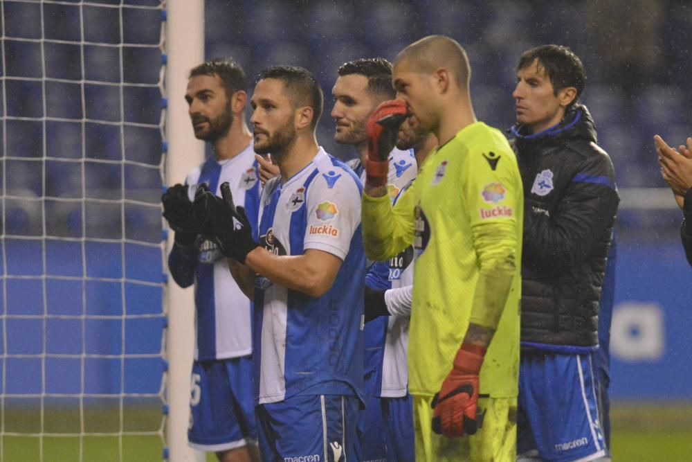 El Dépor cae en Riazor ante el Valencia