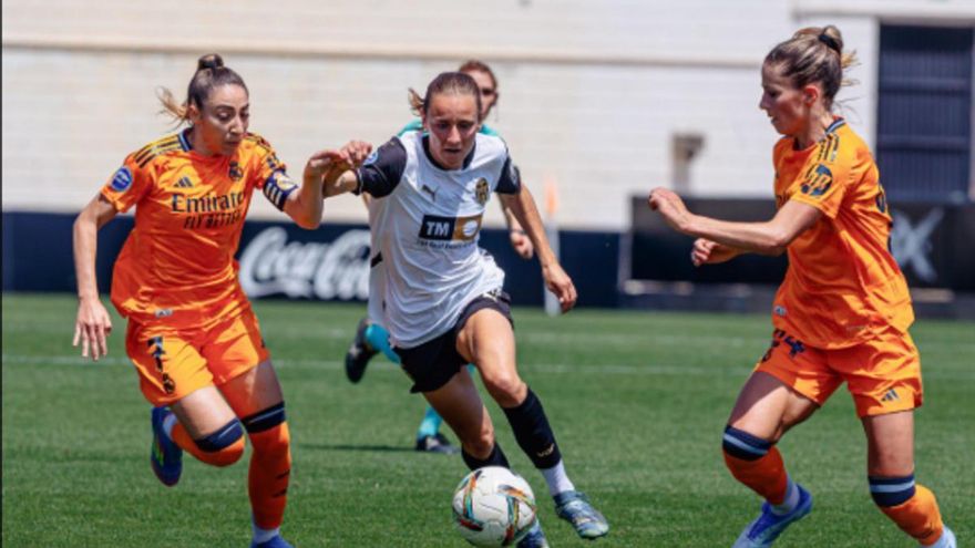 El Femenino cierra su temporada en Liga F empatando ante el Real Madrid