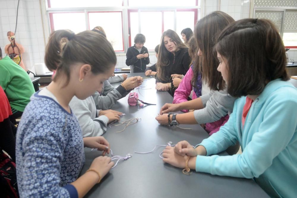 Danza y abalorios en el CEIP Marcelino García