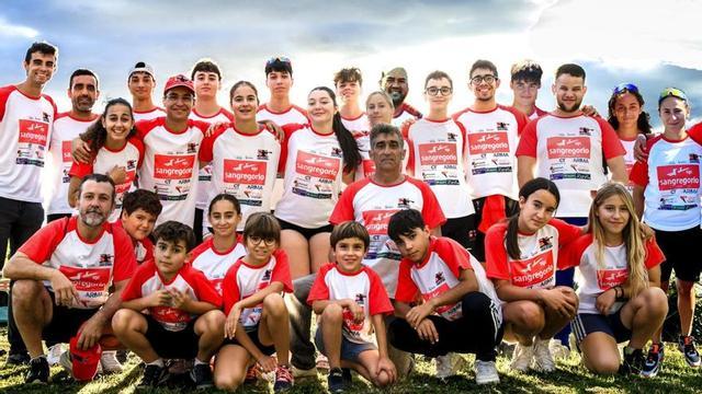 Integrantes del San Gregorio Piragua Ciudad de Zamora.  | CEDIDA