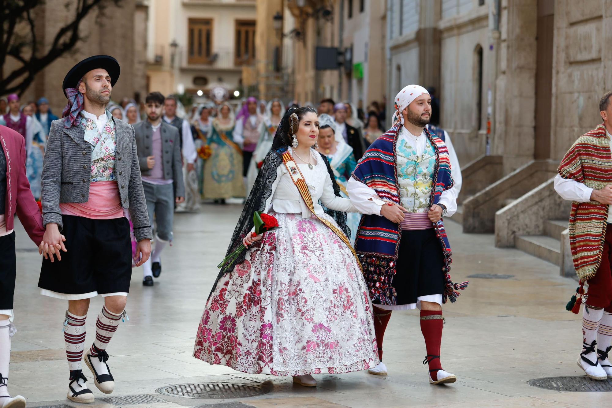 Búscate en el primer día de la Ofrenda en la calle San Vicente entre las 17:00 y las 18:00