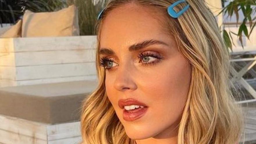 MODA SOSTENIBLE| El insólito vestido de cápsulas Nespresso de Chiara  Ferragni que sedujo a Cannes