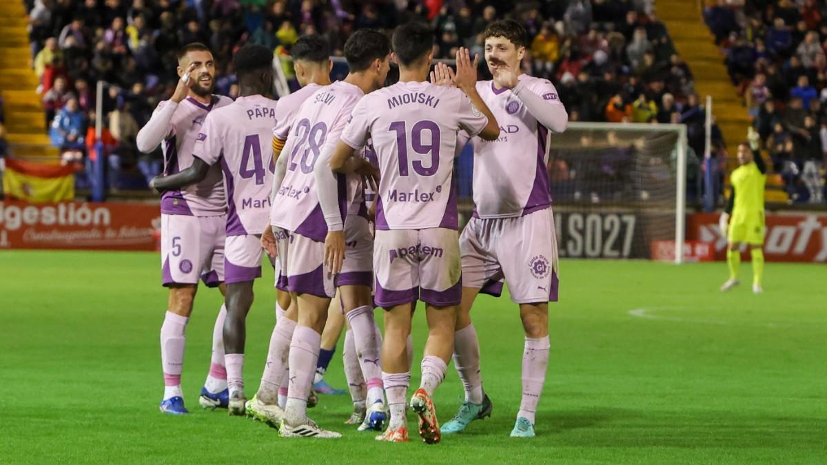 El Girona, contundente en Extremadura