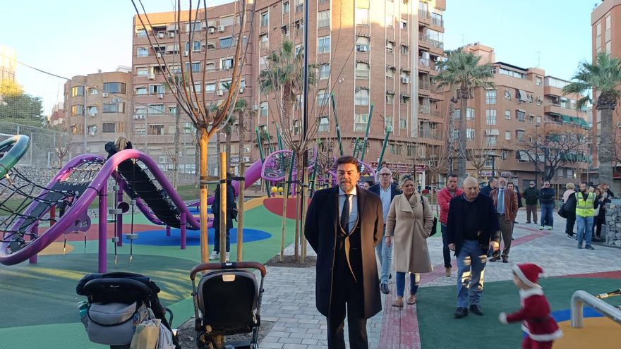 Alicante reabre la plaza de San Blas tras más de dos años en obras