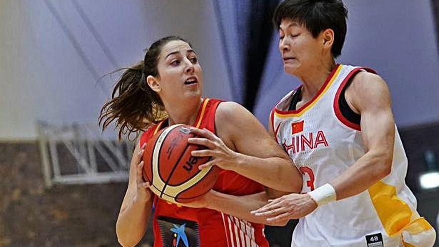 Leonor Rodríguez, en el partido frente a China de la gira de preparación para el Eurobasket 2019.