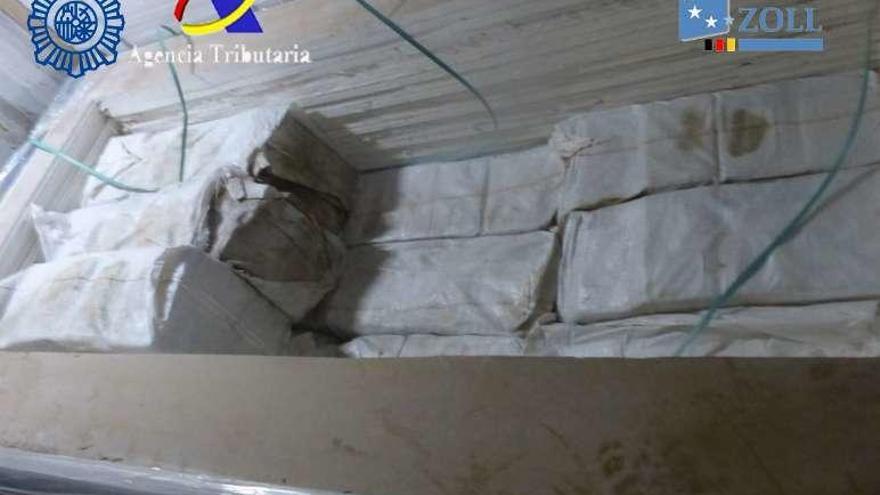 Interceptados 1.109 kilos de cocaína colombiana en el puerto de Bremen con destino a España