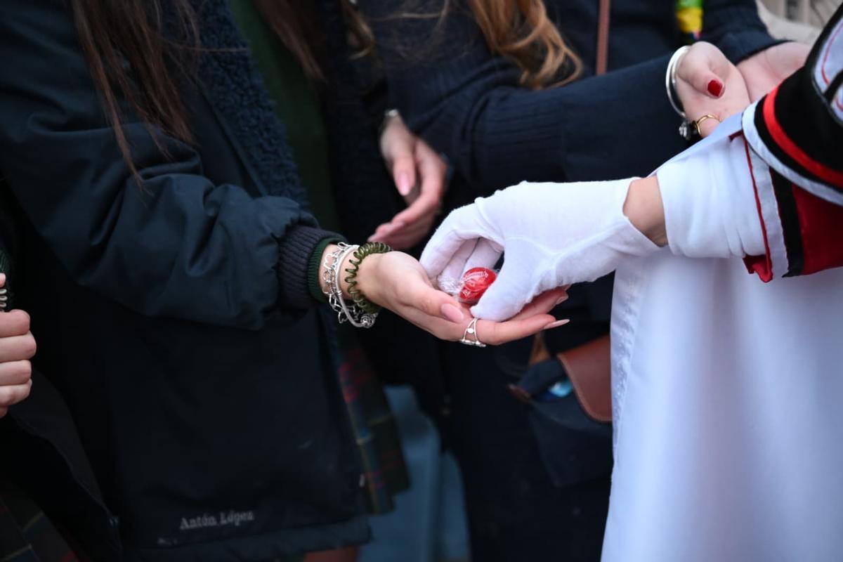 Así salen los pasos de Semana Santa este lunes en Elche
