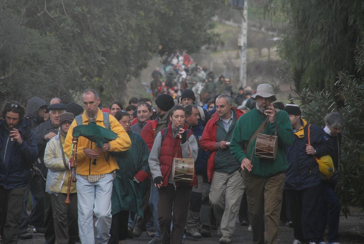 Imagen de una marcha reivindicativa a favor de los caminos públicos de es Fangar (Manacor), en el año 2007.