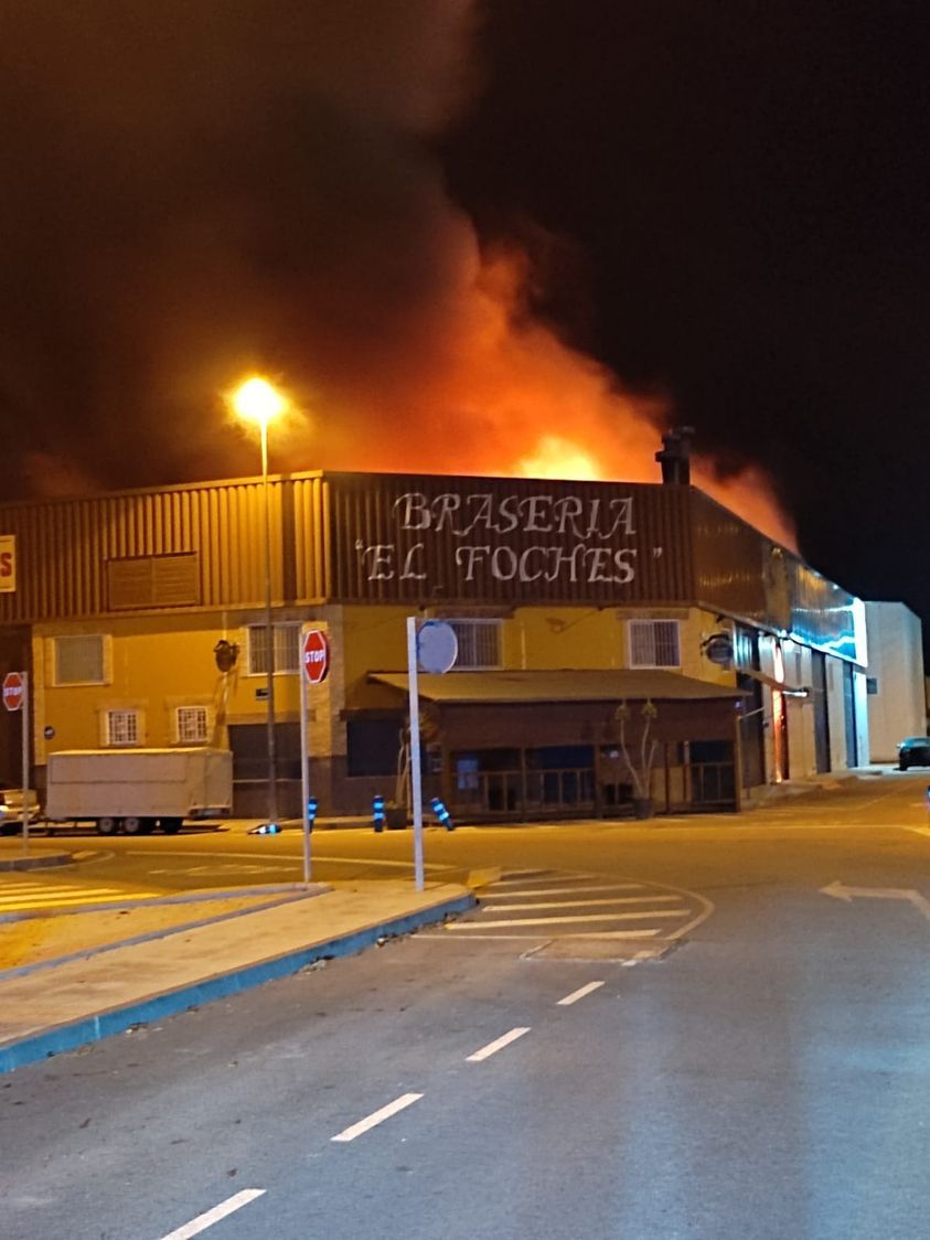 Imagen difundida por la Policía Local de Benejúzar del incendio