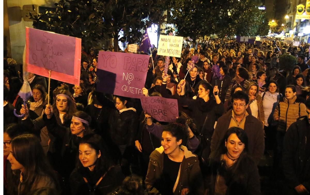 Multitudinaria manifestación del 8-M en Córdoba