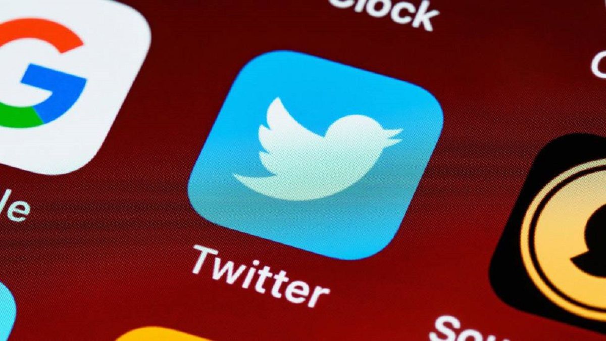 Las ganancias de Twitter se desploman después de una demanda