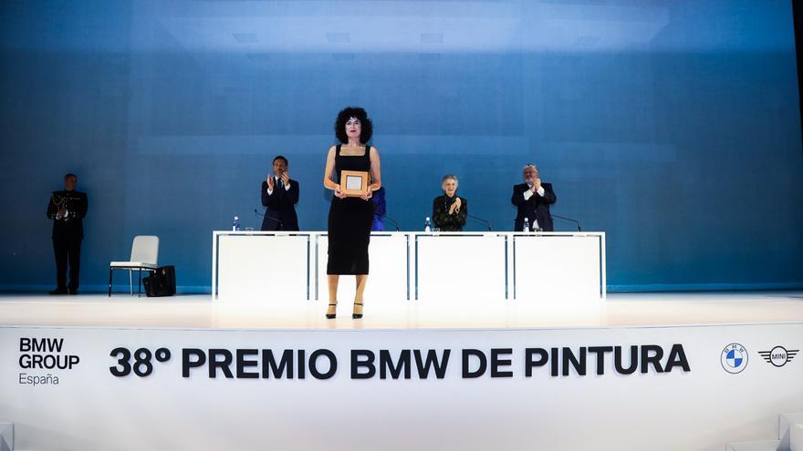 La murciana Sonia Navarro se lleva el Premio BMW de Pintura