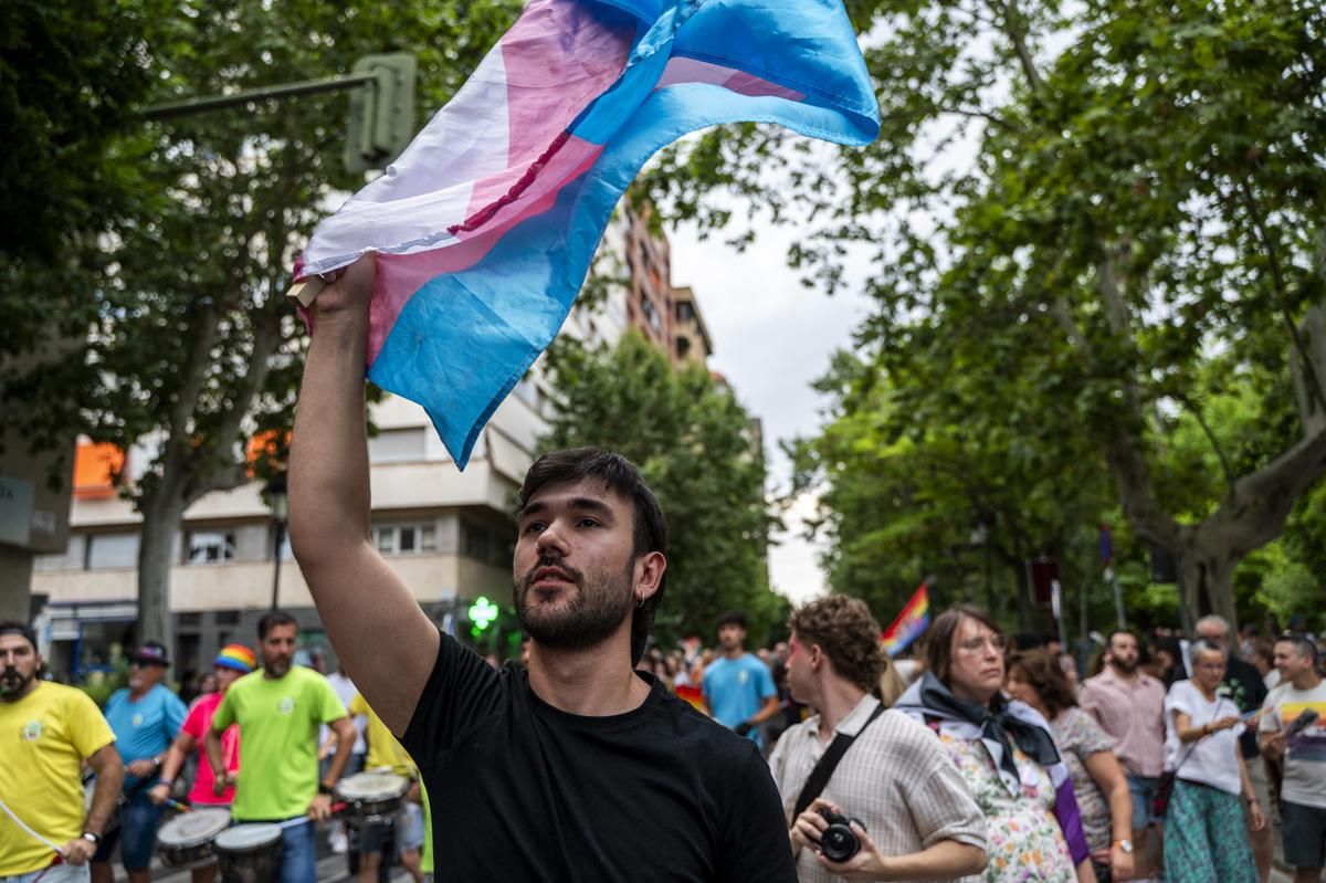 Fotogalería | Así fue la marcha del orgullo en Cáceres