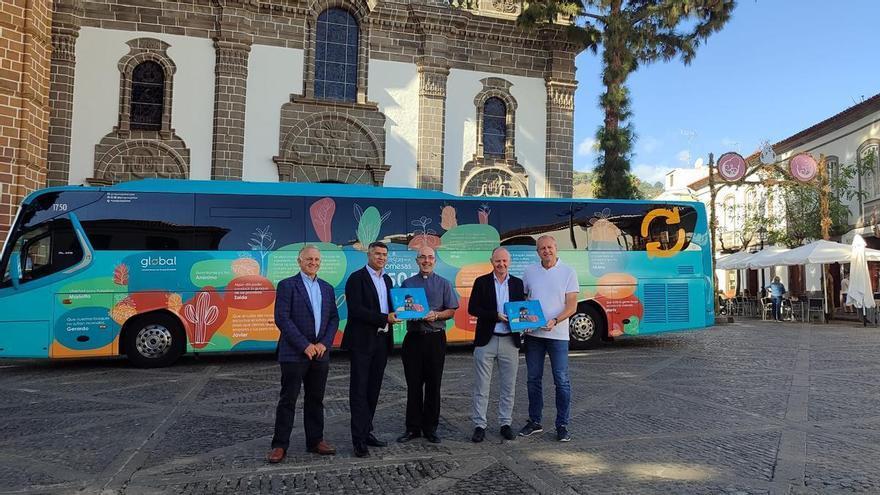 Desde los bosques hasta el Euromillón: los mensajes que dejó la Guagua de las Promesas este 2026