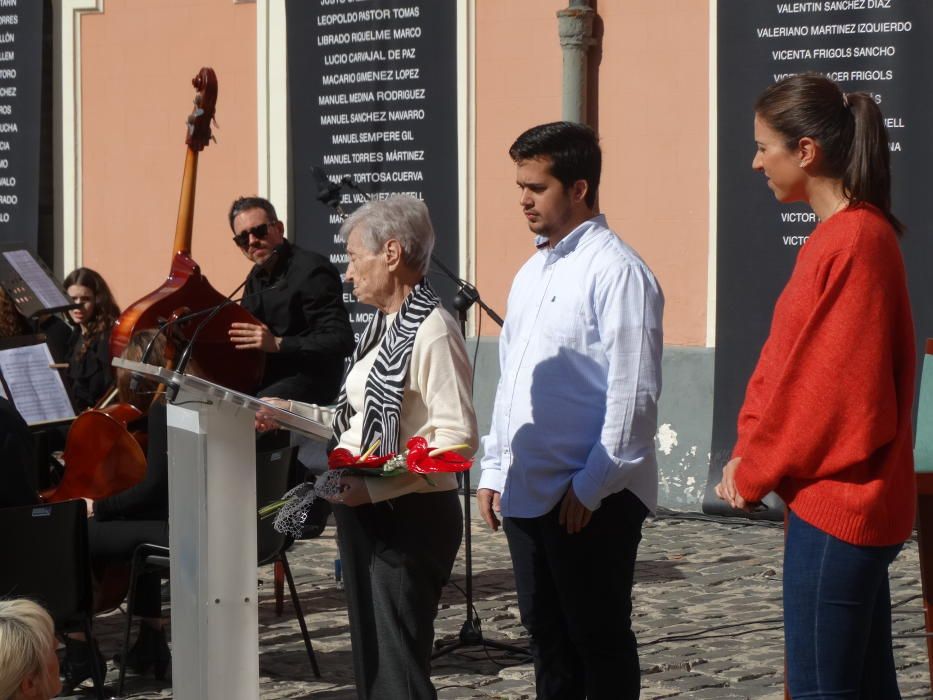 Homenaje a las víctimas del bombardeo franquista en Xàtiva