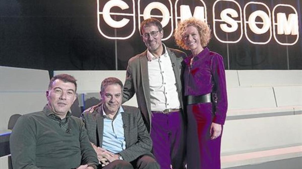 Pep Plaza, Toni Clapés, Xavier Graset y Màbel Martí, los rostros del nuevo concurso de TV-3 'Com som'.