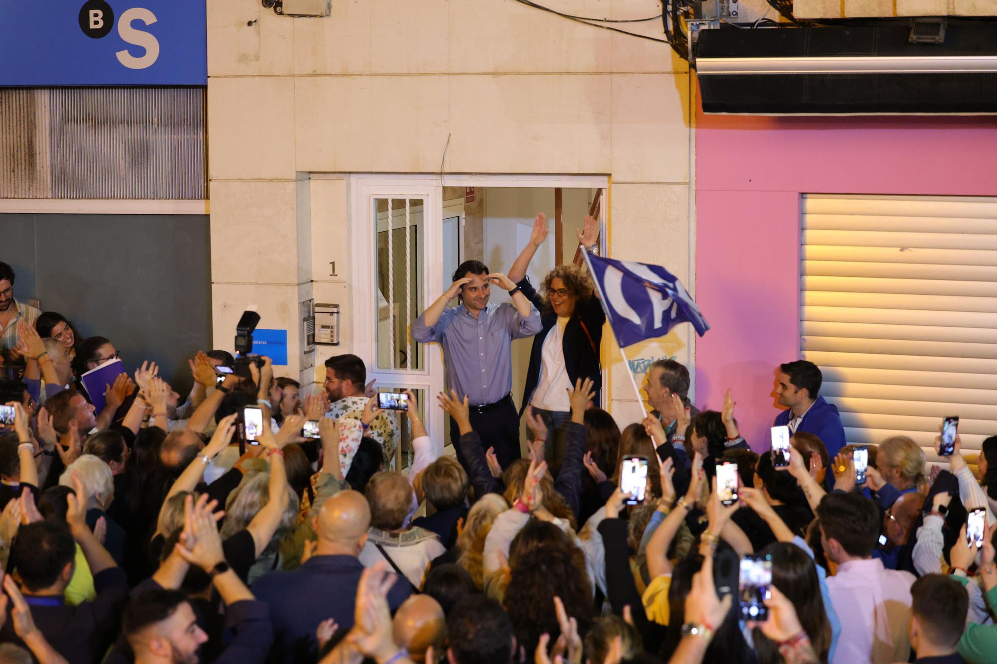 El PP celebra la revalidación de su mayoría absoluta en el Ayuntamiento de Torrevieja