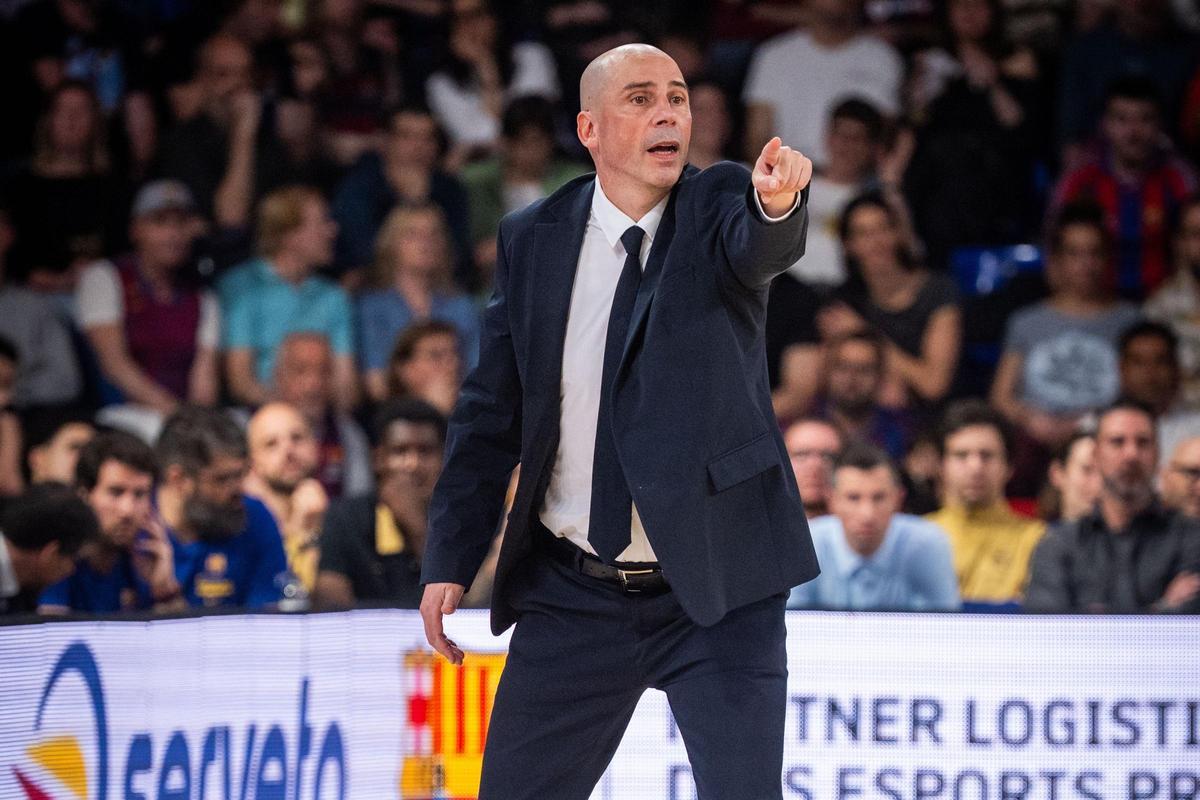 FC barcelona Manager