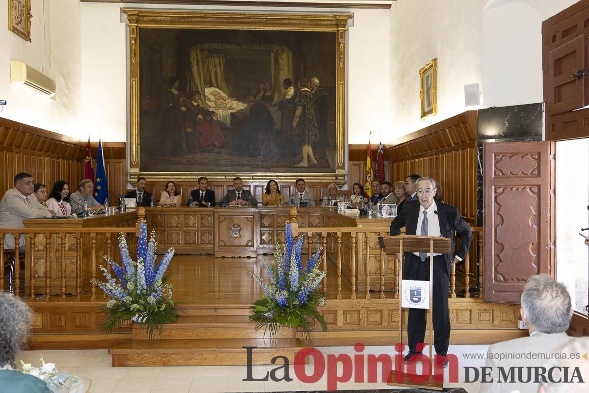 Así se ha vivido el emocionante acto del nombramiento de 'Hijo Predilecto' de Caravaca al doctor Juan Manuel Laborda