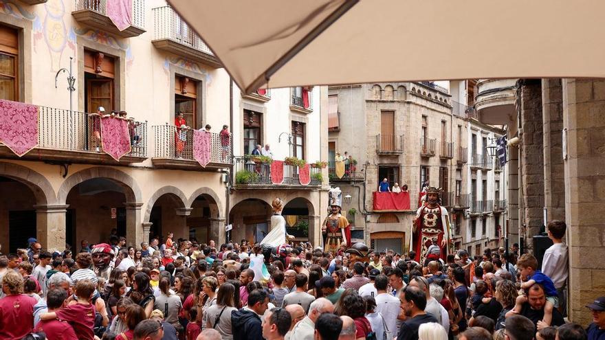 Obertes les reserves d’espai accessible per als ballets de Corpus de Solsona