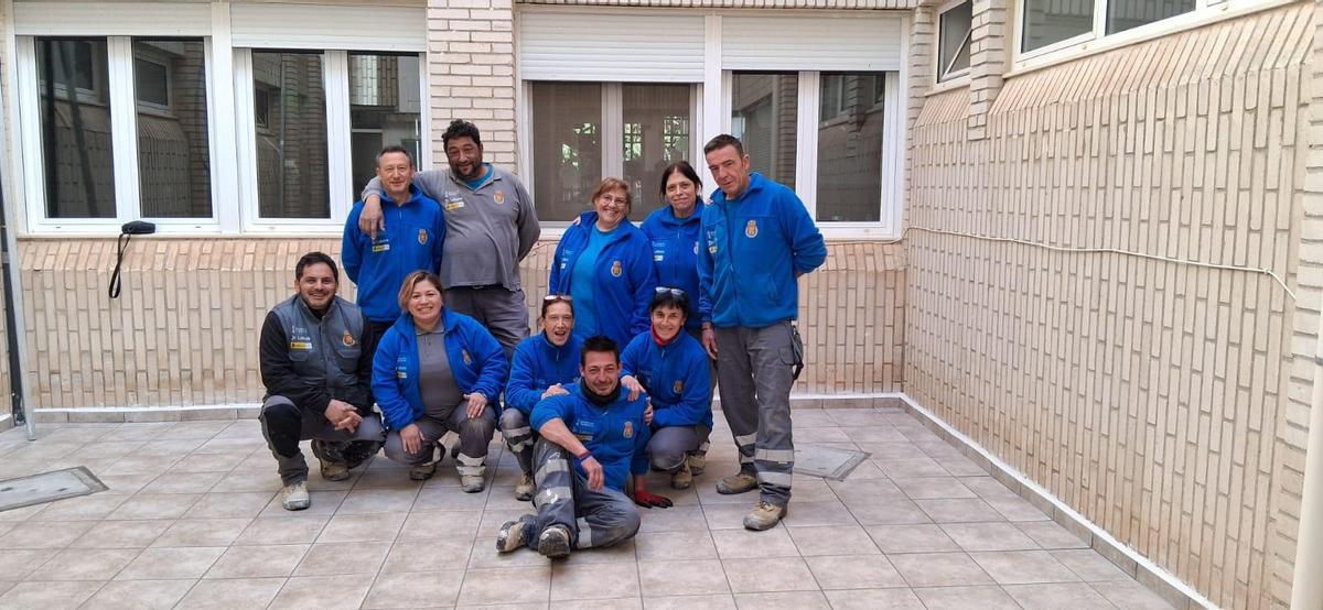 El personal del taller de empleo “Utiel Mejora V” ha ejecutado las actuaciones en el CEIP Enrique Rambal.