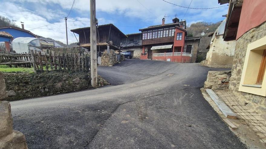 Ubriendes, el pueblo mierense que estrena red de abastecimiento tras casi tres cuartos de siglo