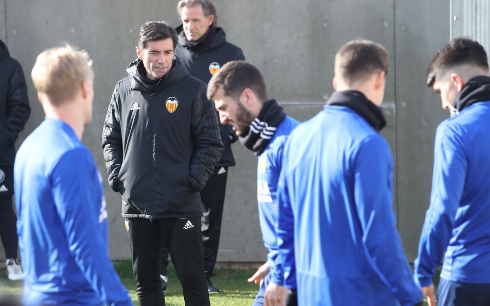 El Valencia prepara el choque de Vigo