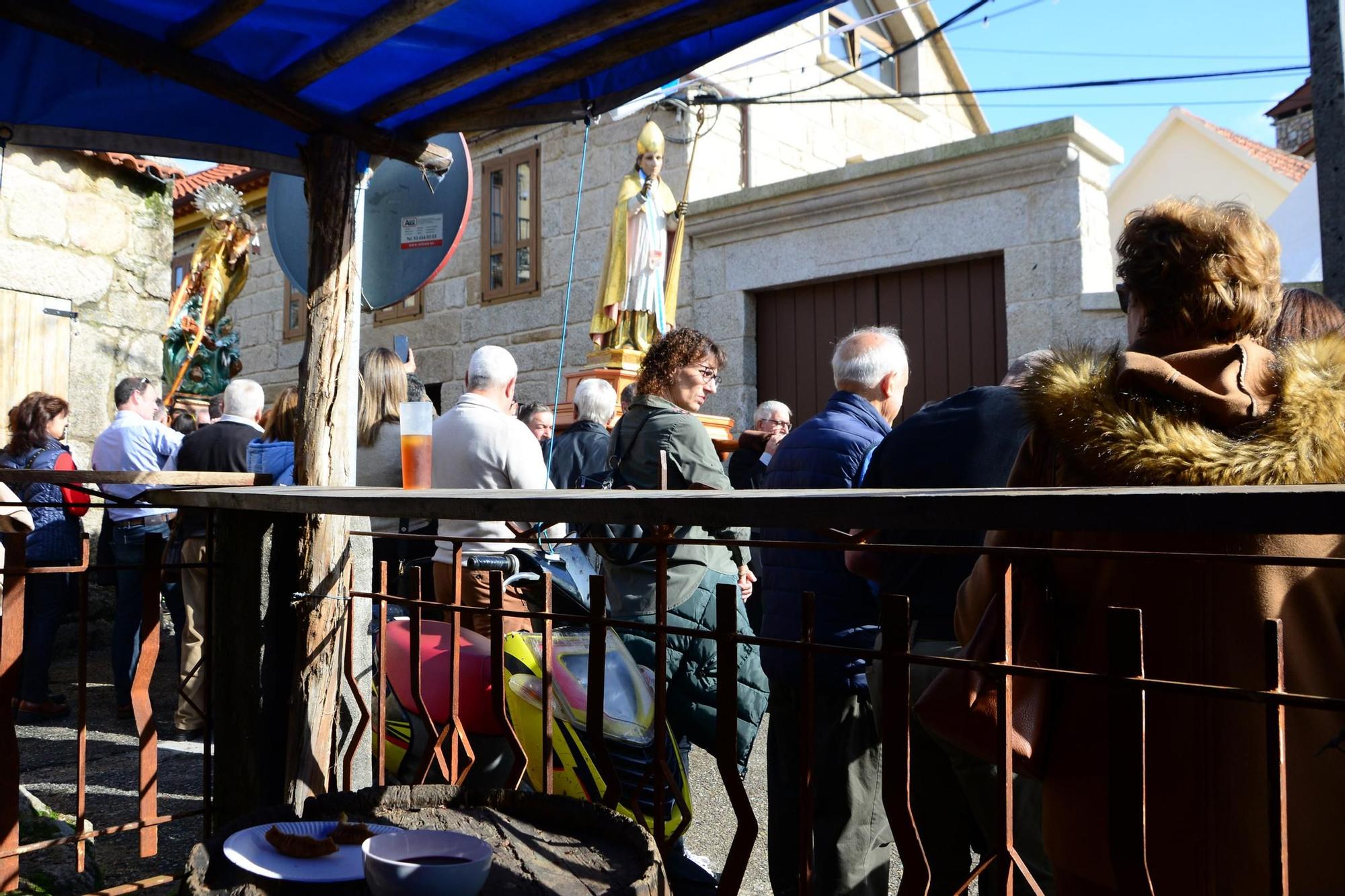 Las procesiones por el San Martiño de Moaña y Bueu aprovechan la tregua de la lluvia