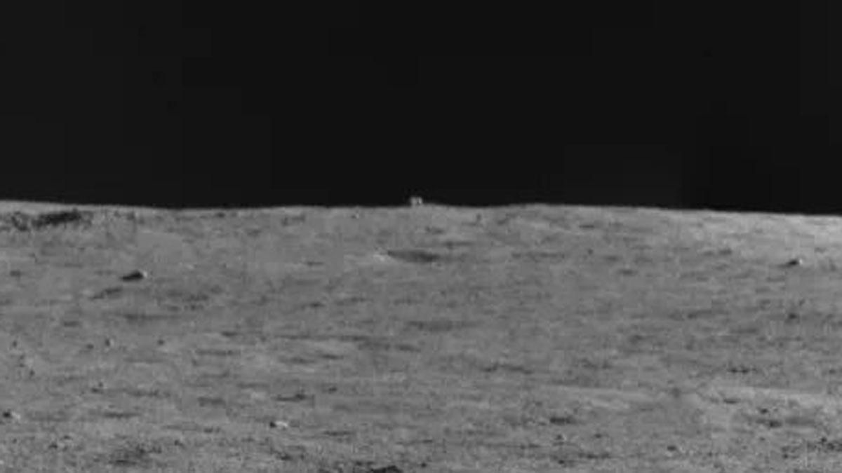 Un vehicle xinès explorarà a la Lluna un «misteriós» objecte quadrat Un vehicle xinès explorarà a la Lluna un «misteriós» objecte quadrat