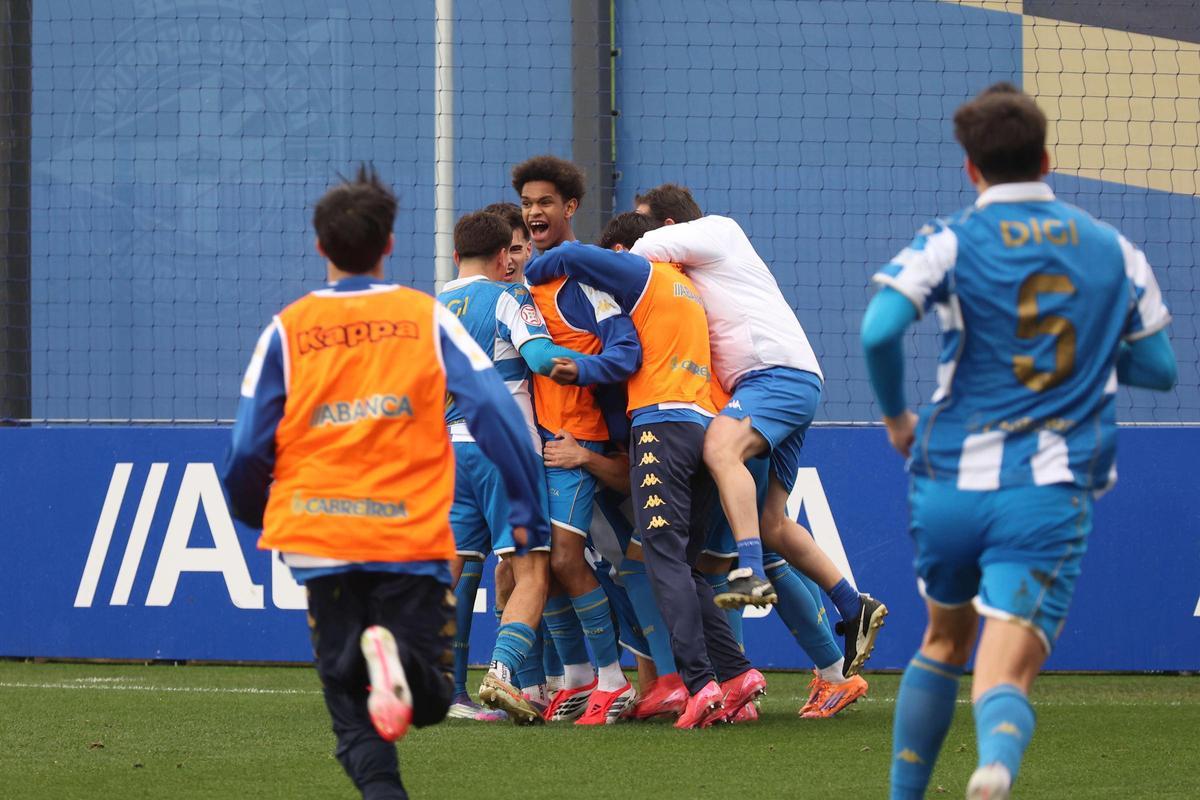 El Dépor juvenil se impone al Rayo (4-1) y avanza a cuartos en la Copa del Rey