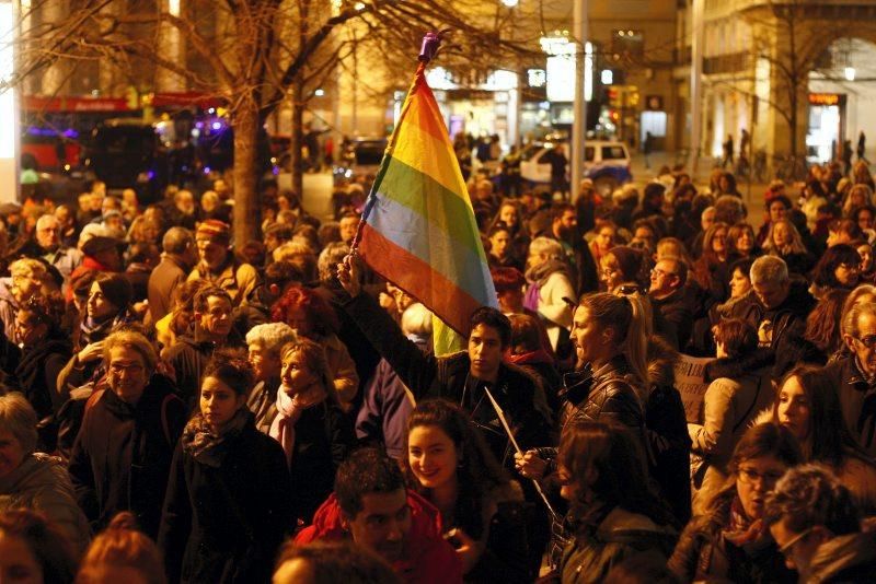 El feminismo zaragozano protesta contra las políticas machistas