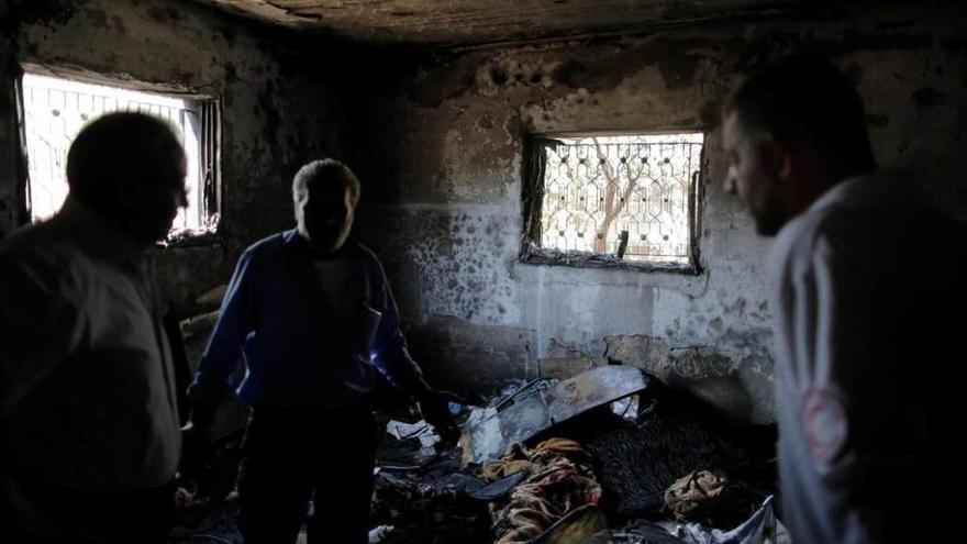 Interior de la vivienda palestina de la localidad cisjordana de Duma donde murió el pequeño Alí Dawabsha.