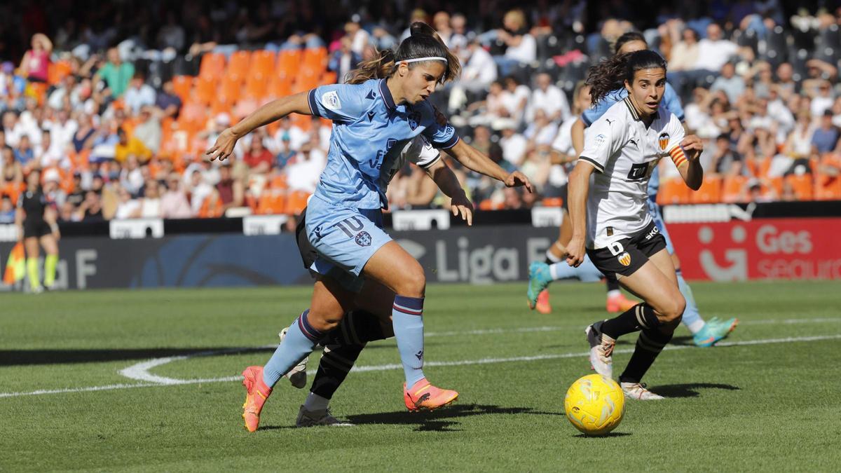Partido entre el Levante UD y el Valencia CF femenino