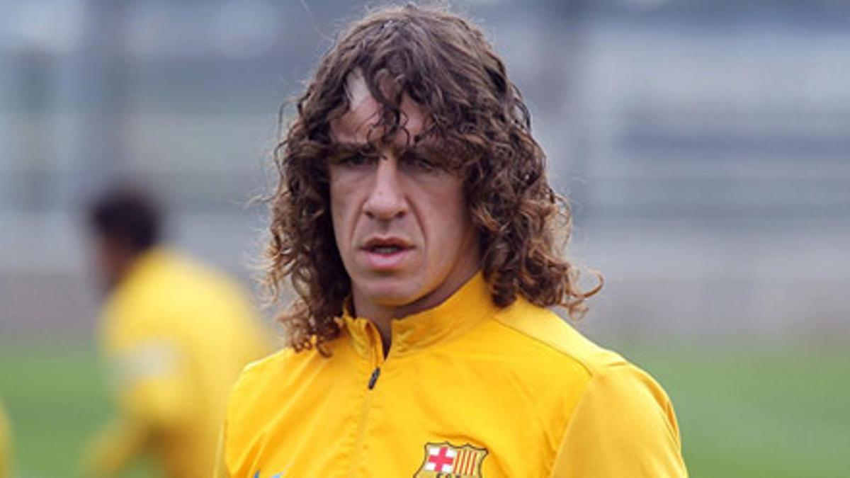 Puyol tuvo que pasar por el quirófano para solucionar sus problemas en la rodilla derecha