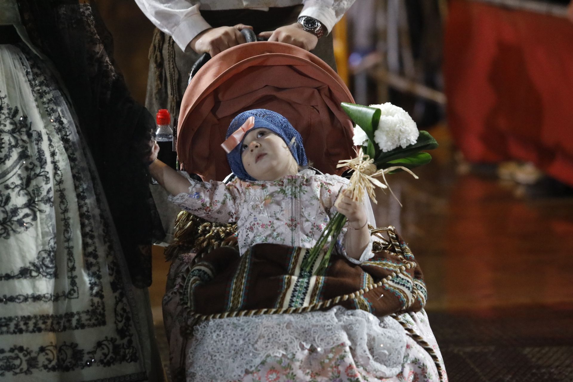 Búscate en el primer día de ofrenda por la calle de la Quart (entre las 19:00 a las 20:00 horas)