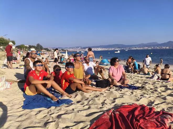 El eclipse desde O Morrazo, en imágenes