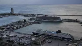 Así será la desalinizadora flotante que se instalará en el puerto de Barcelona