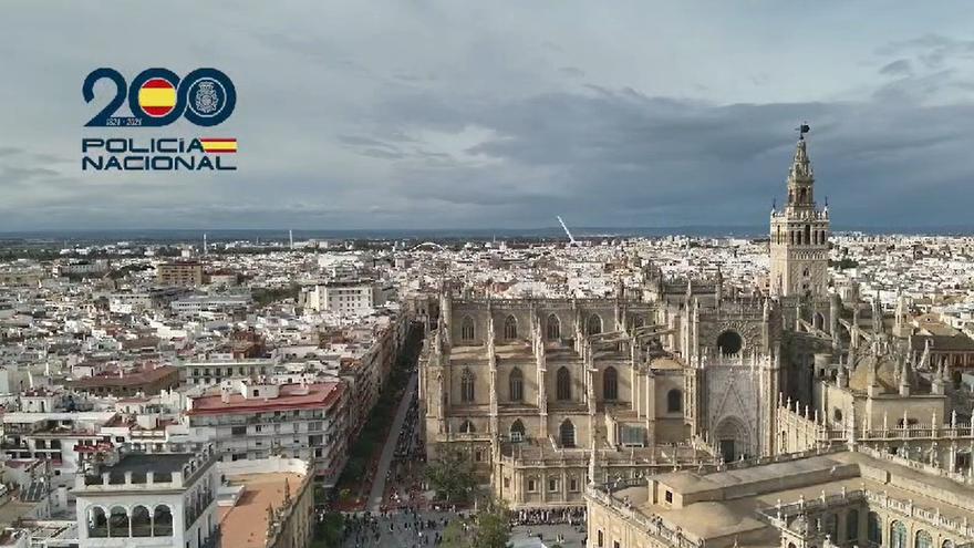 La Policía despliega en Sevilla todas sus unidades en Semana Santa por tierra y aire