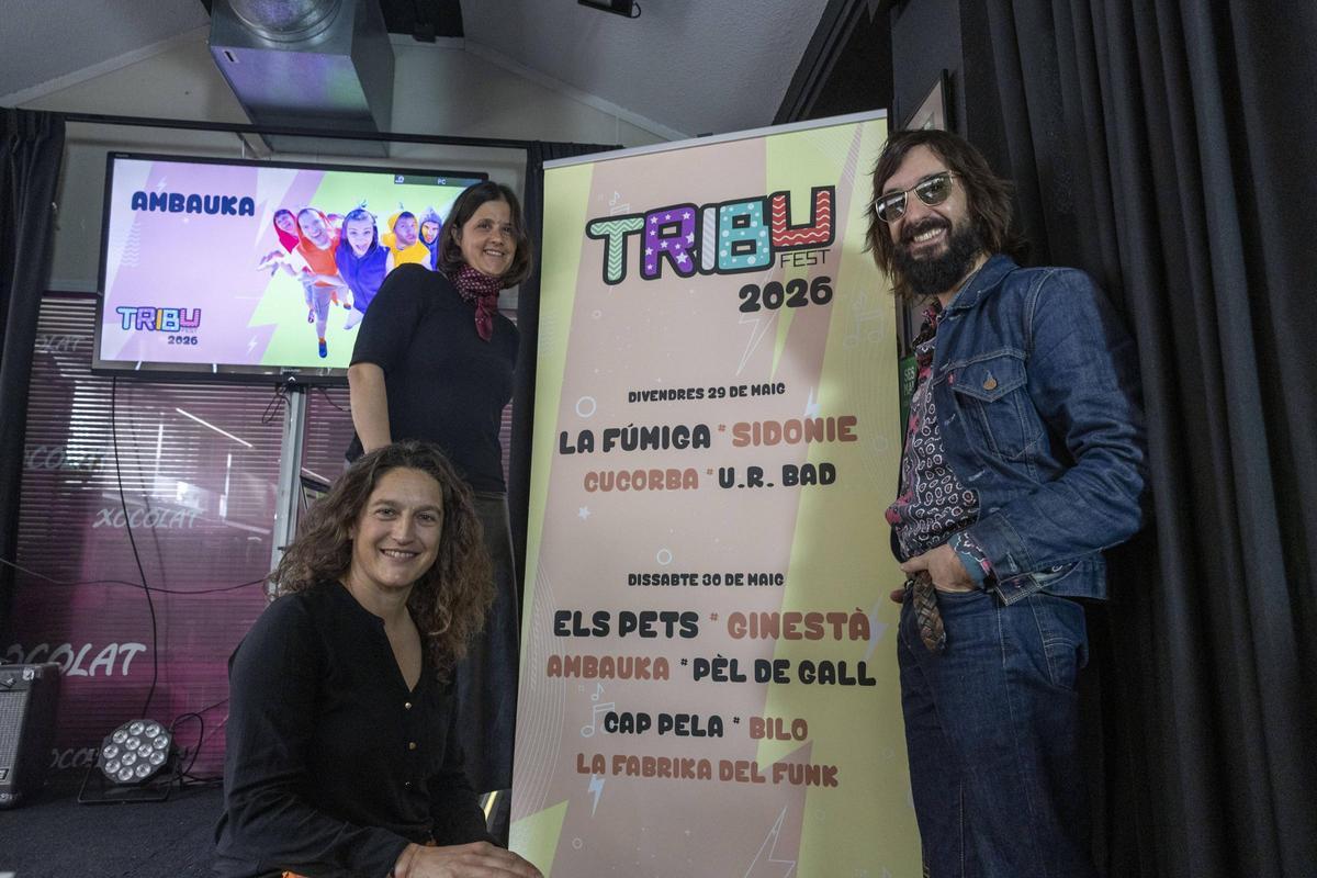 Gemma Palà (Cucorba), Carlota Socies (organización del TribuFest) y Axel Pi (Sidonie), durante la presentación del TribuFest en la tienda Xocolat
