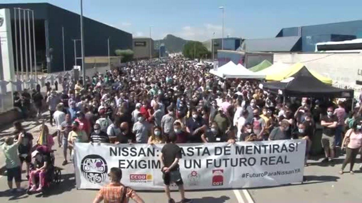 Concentración de los trabajadores de Nissan, en Montcada i Reixac