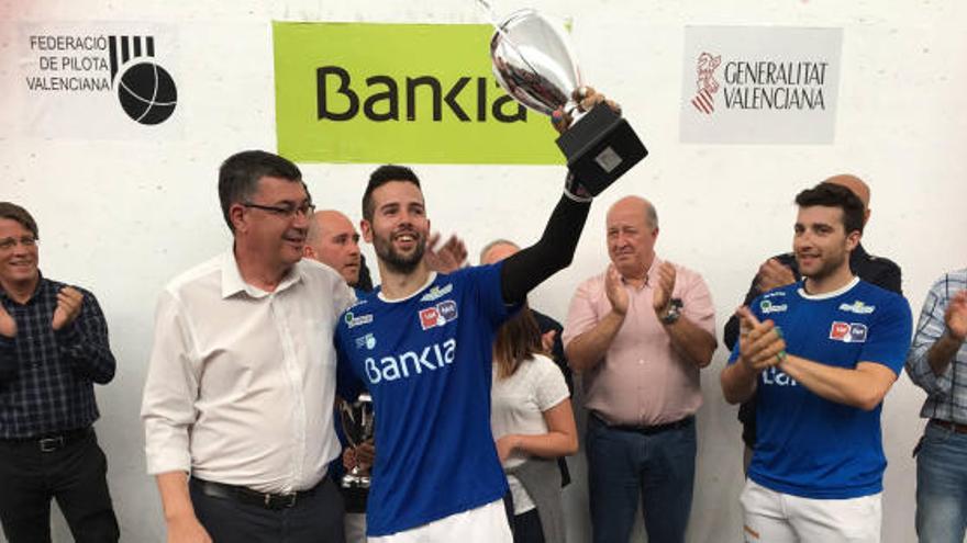 Pere Roc II, Félix i Monrabal, campions de la Lliga