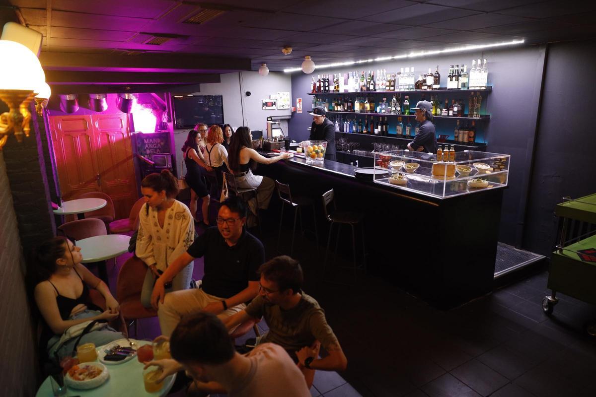 Así es el 'pop-up' Viva Boule, el nuevo proyecto de Boulevardier que fusiona gastronomía y coctelería.