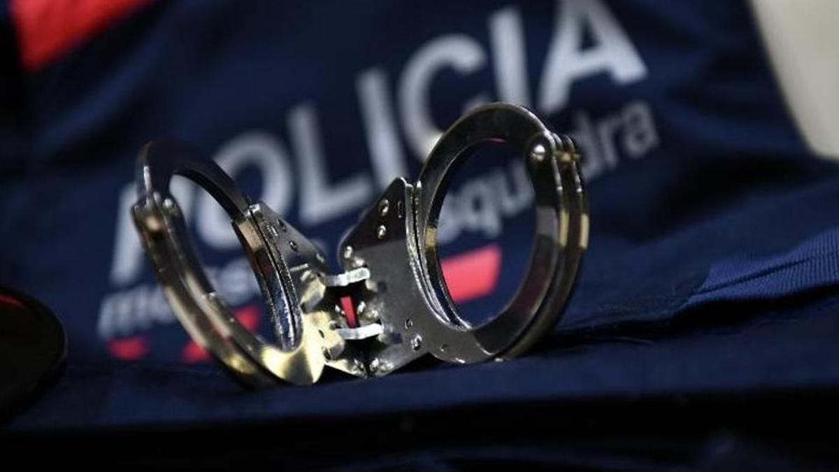 Manilles Mossos d'Esquadra