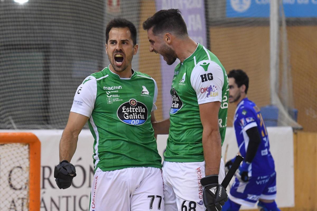 Jordri Adroher, junto a Roberto di Benedetto en un partido del Liceo en 2021.