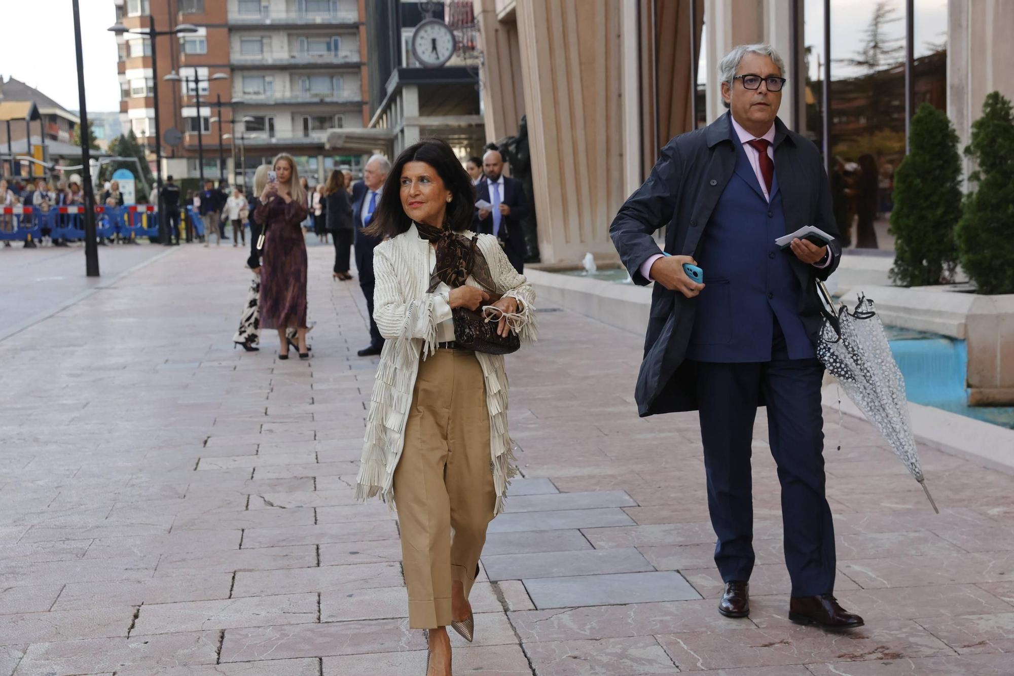 EN IMÁGENES: La Familia Real asiste en Oviedo al concierto de los premios "Princesa de Asturias"