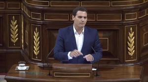 El líder de Ciutadans ataca Iglesias en la seva intervenció.