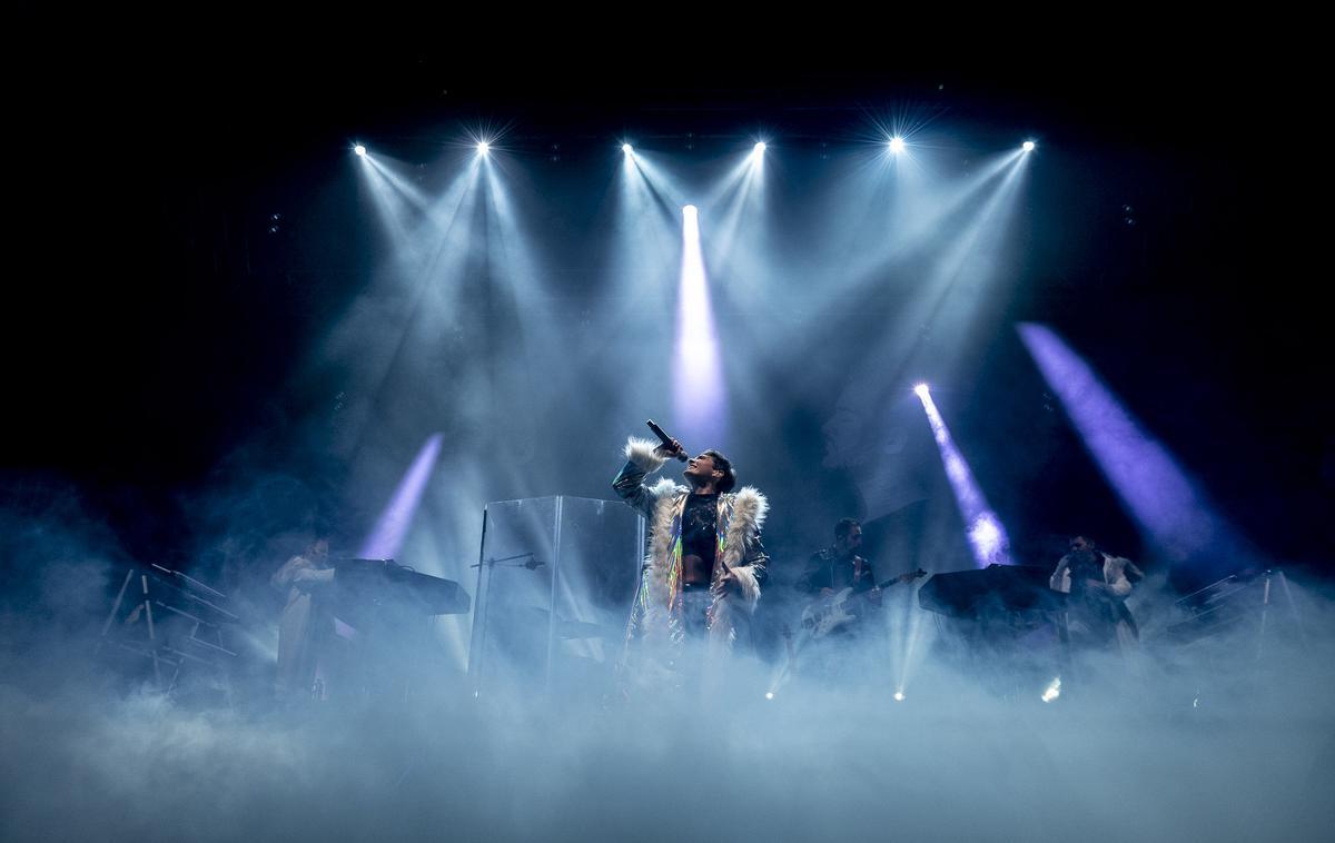 El espectáculo cuenta con nuevas coreografías, vestuario fiel al original y una escenografía única,