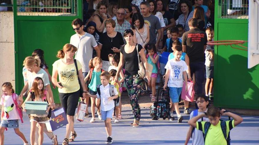 Més de 93.000 alumnes i 9.000 professors protagonitzen la volta al col·le a Castelló