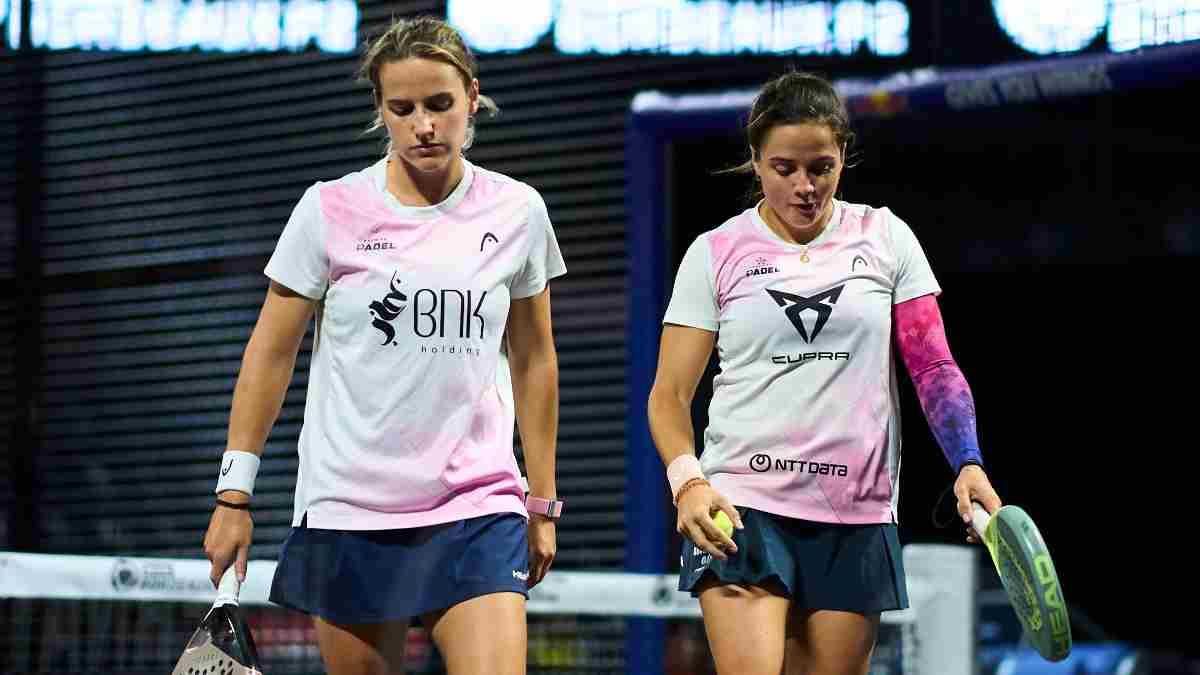 Bombazo en Burdeos: Caen las número uno Ari Sánchez y Paula Josemaría